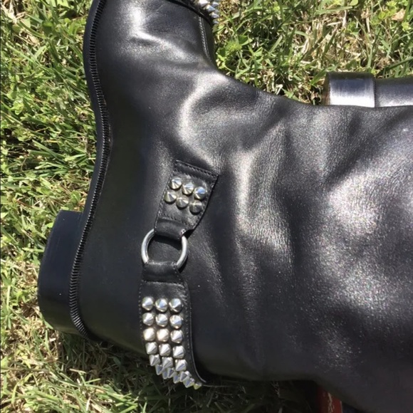 Christian louboutin Black Leather Round Toe Studded Spike Riding Boots Size 39.5 - Picture 5 of 10